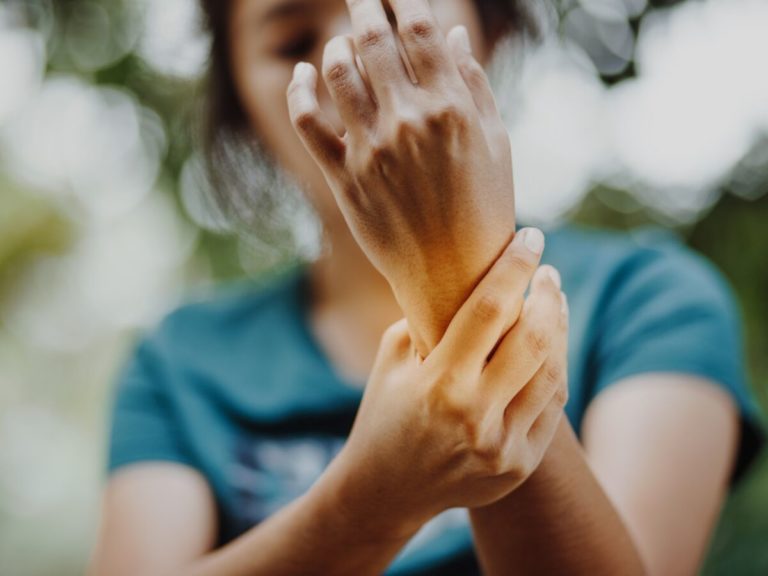 trouble musculo squelettique main