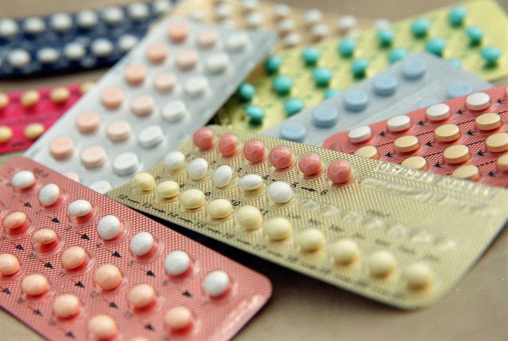 pilule contraceptive et cancer : découvrez ce que révèlent les études sur les risques, les bénéfices et les différents types de cancer.