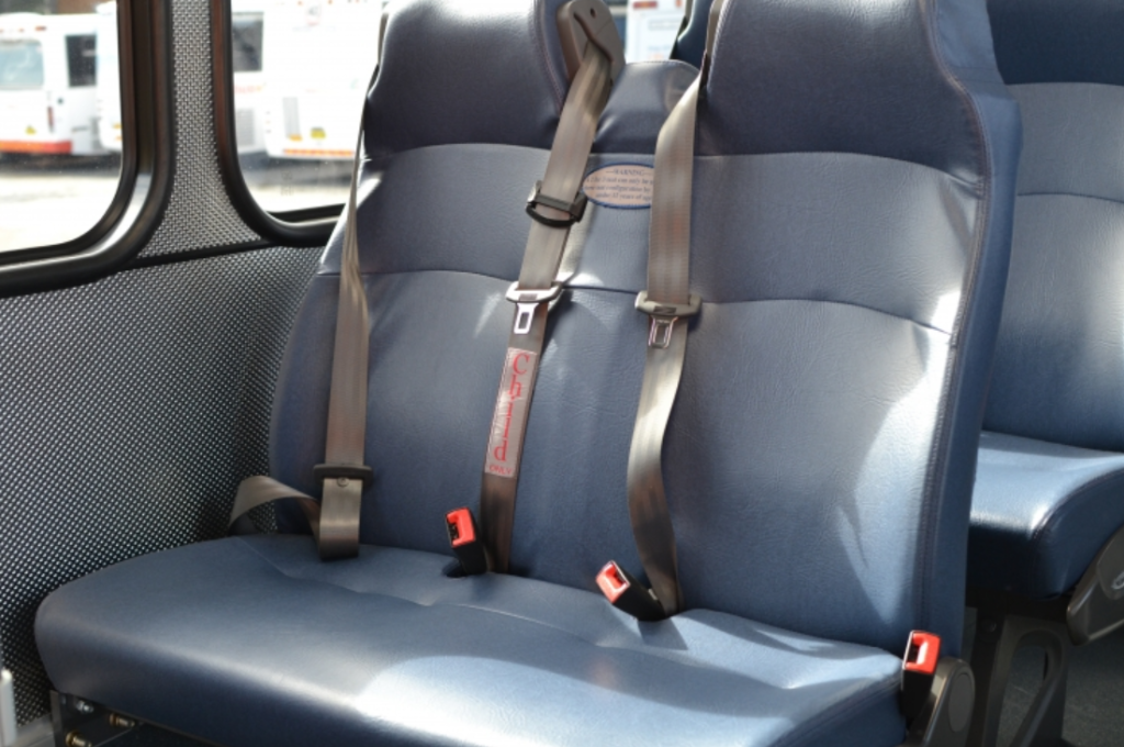 location_de_minibus
